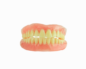 severely-yellow-teeth