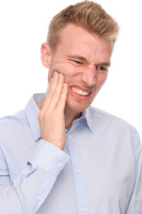 guy-confused-about-toothache